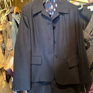 LE SUIT navy dot business suit/other available suits pictured pick  suit below